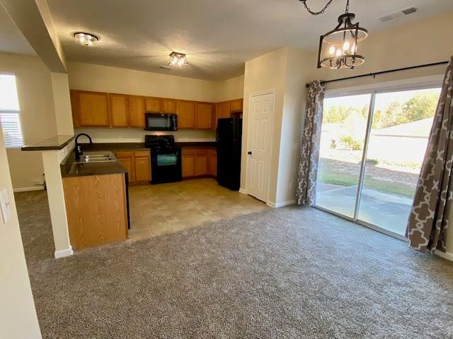 322 Oak Leaf Place, Acworth, GA 30102