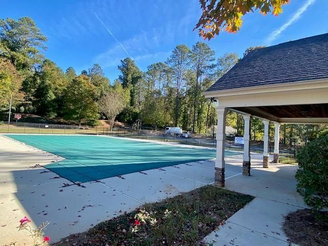 322 Oak Leaf Place, Acworth, GA 30102