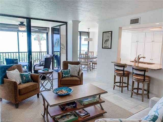 10475 GULF SHORE DR # 113, Naples, FL 34108