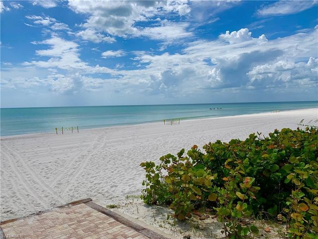 10475 GULF SHORE DR # 113, Naples, FL 34108