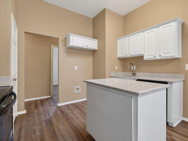 1901 Le Sage Court, Denton, TX 76208