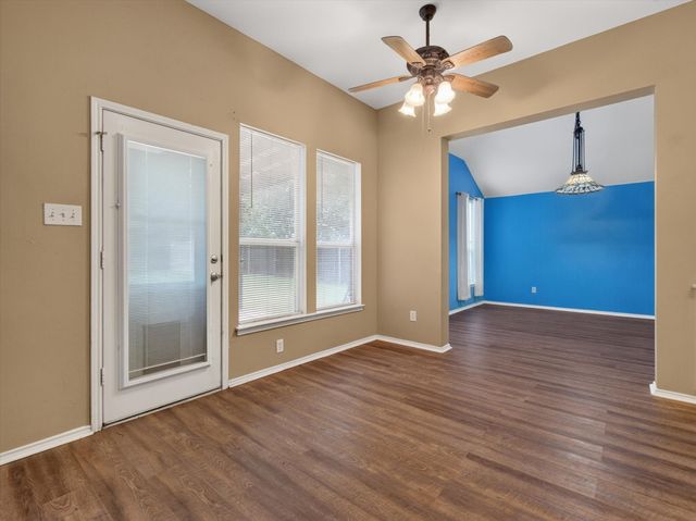 1901 Le Sage Court, Denton, TX 76208