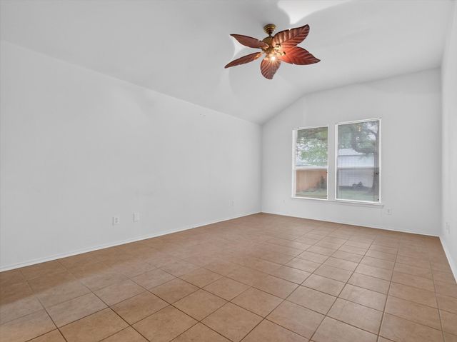 1901 Le Sage Court, Denton, TX 76208