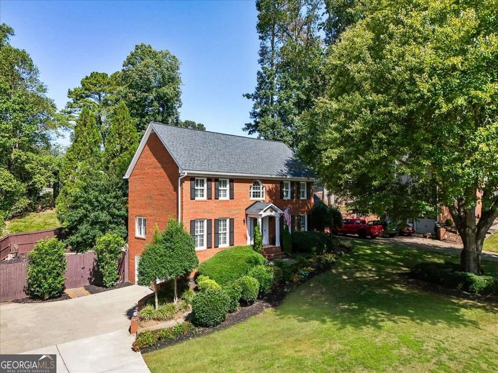 129 N Lakeside Drive NW, Kennesaw, GA 30144 — exterior