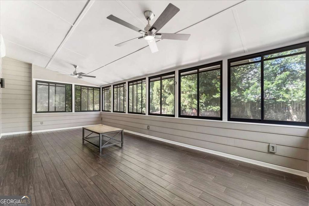 129 N Lakeside Drive NW, Kennesaw, GA 30144 — photo 4