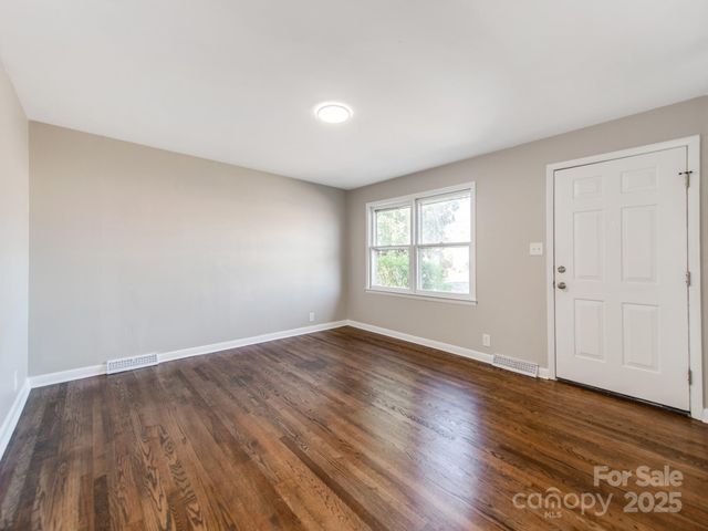 502 Mcconnell Street, Clover, SC 29710