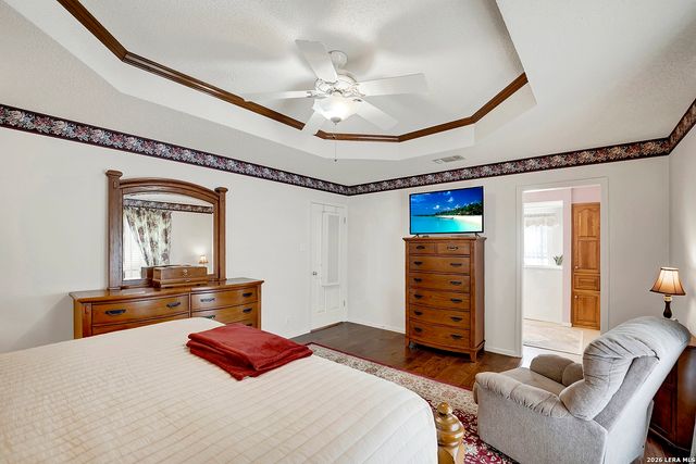 330 Blackjack Rd, La Vernia, TX 78121