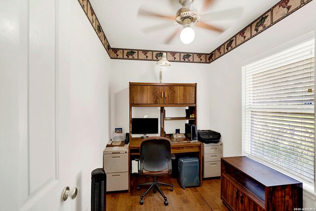 330 Blackjack Rd, La Vernia, TX 78121