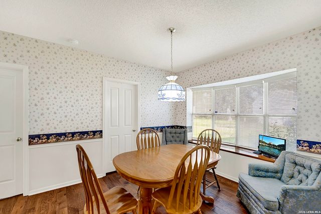 330 Blackjack Rd, La Vernia, TX 78121