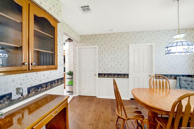 330 Blackjack Rd, La Vernia, TX 78121