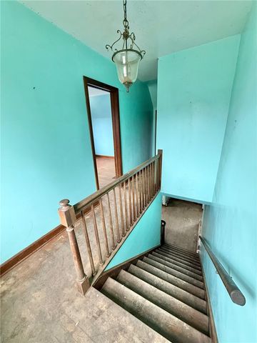 1724 Eastbrook Road, Hickory Twp, PA 16101