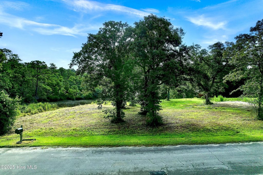 1672 Little Shallotte River Drive SW, Shallotte, NC 28470