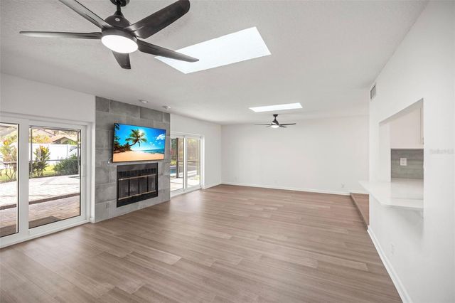 1869 MARLA COURT, Dunedin, FL 34698