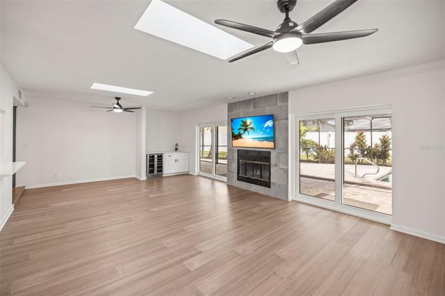 1869 MARLA COURT, Dunedin, FL 34698