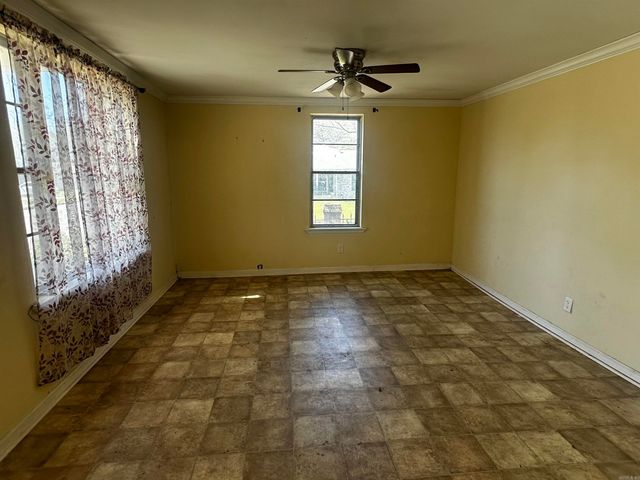 4322 W 17Th St, Little Rock, AR 72204