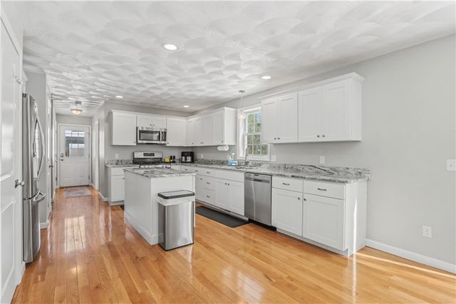 100 Franklin Road, Scituate, RI 02825