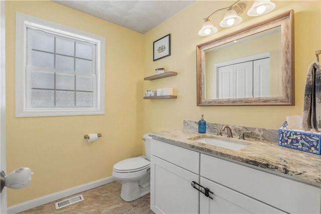 100 Franklin Road, Scituate, RI 02825