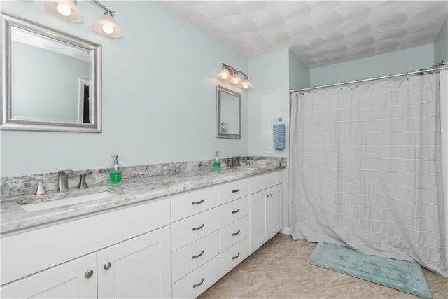 100 Franklin Road, Scituate, RI 02825