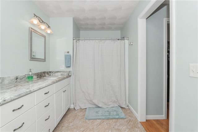 100 Franklin Road, Scituate, RI 02825