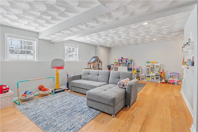 100 Franklin Road, Scituate, RI 02825