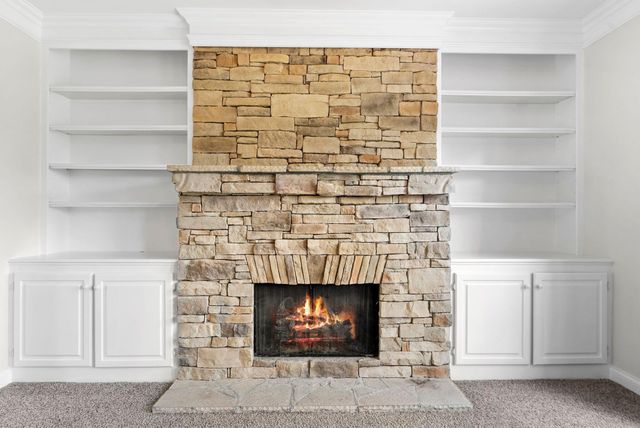 135 Shinnecock Hills Drive, Georgetown, KY 40324