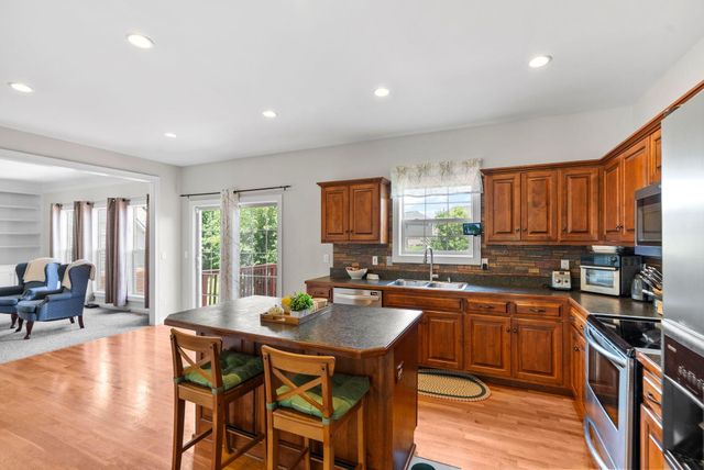 135 Shinnecock Hills Drive, Georgetown, KY 40324