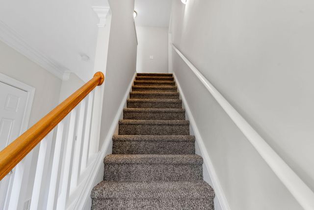 135 Shinnecock Hills Drive, Georgetown, KY 40324