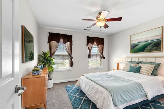 135 Shinnecock Hills Drive, Georgetown, KY 40324