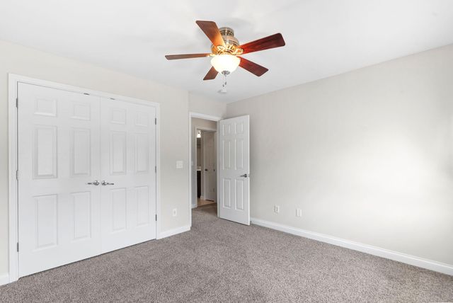 135 Shinnecock Hills Drive, Georgetown, KY 40324