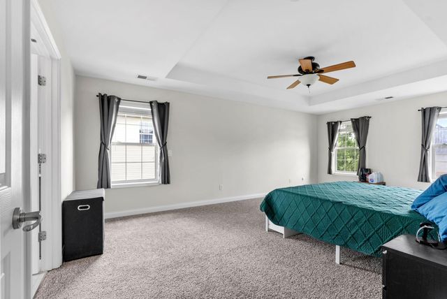 135 Shinnecock Hills Drive, Georgetown, KY 40324