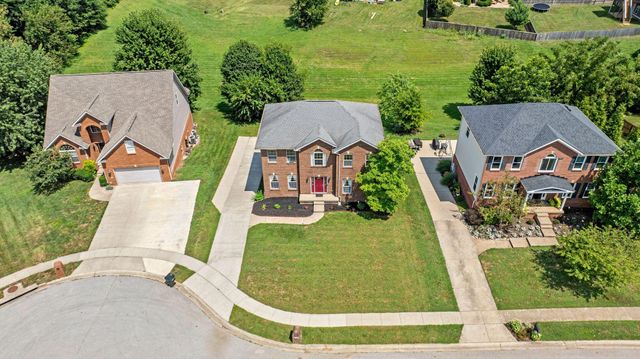 135 Shinnecock Hills Drive, Georgetown, KY 40324