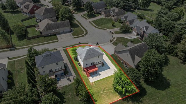 135 Shinnecock Hills Drive, Georgetown, KY 40324