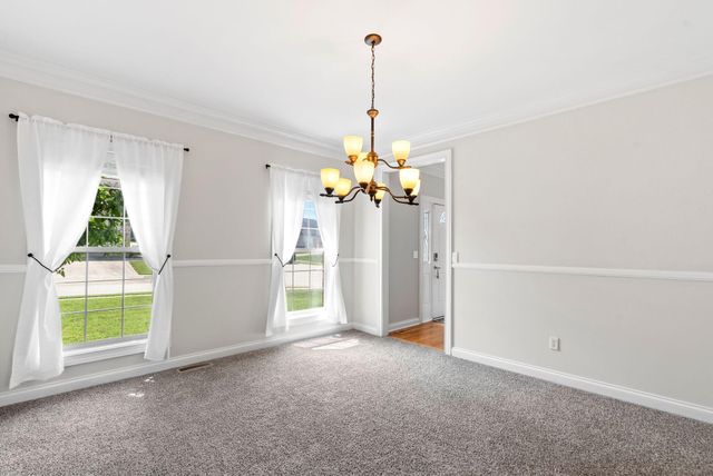 135 Shinnecock Hills Drive, Georgetown, KY 40324