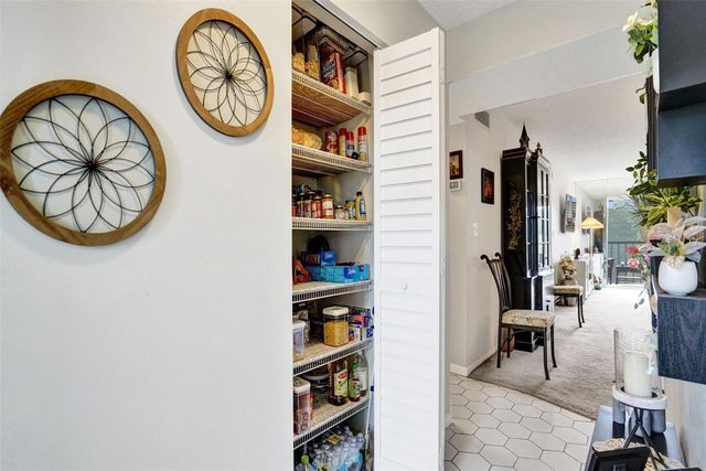 5900 NW 44th Street 505, Lauderhill, FL 33319