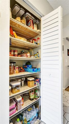 5900 NW 44th Street 505, Lauderhill, FL 33319