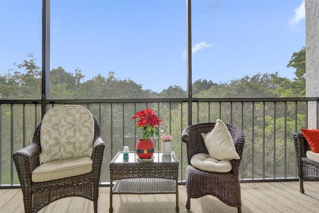 5900 NW 44th Street 505, Lauderhill, FL 33319