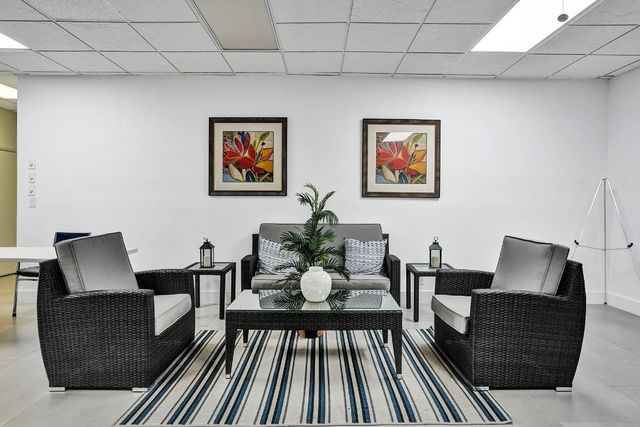 5900 NW 44th Street 505, Lauderhill, FL 33319