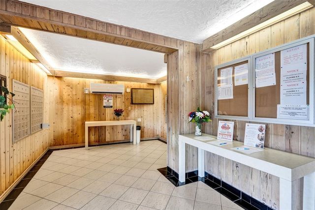 5900 NW 44th Street 505, Lauderhill, FL 33319