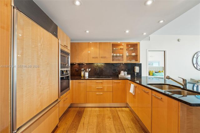 6799 Collins Ave 1506, Miami Beach, FL 33141