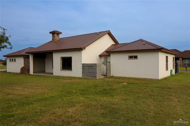 208 E Esperanza Avenue, Mission, TX 78574