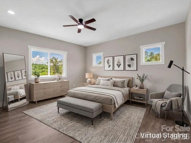 120 Grandview Lane, Hendersonville, NC 28791