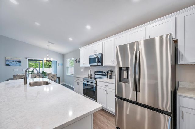 2096 GOLDEN BEAK DRIVE, Eagle Lake, FL 33839