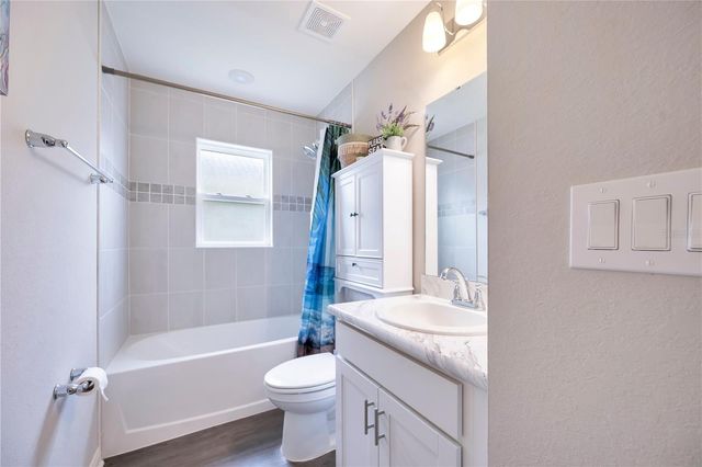 2096 GOLDEN BEAK DRIVE, Eagle Lake, FL 33839