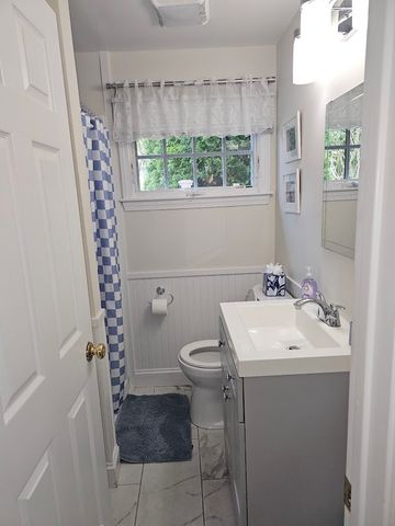 225 Purgatory Road, Middletown, RI 02842