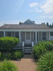 225 Purgatory Road, Middletown, RI 02842