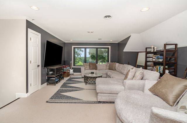 1640 Eno Rd, Dickson, TN 37055