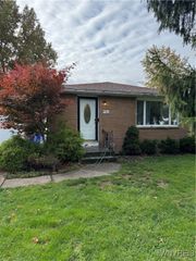 495 Reserve Road, West Seneca, NY 14224