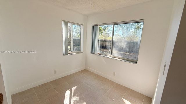 5612 Rock Island Rd 146, Tamarac, FL 33319