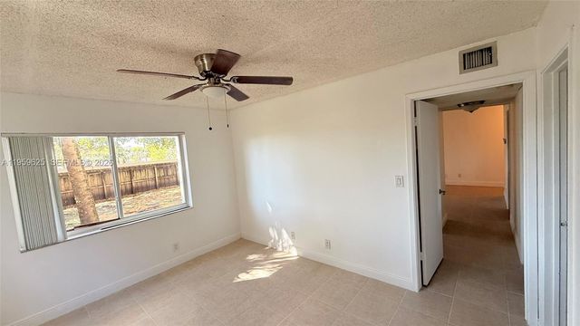 5612 Rock Island Rd 146, Tamarac, FL 33319