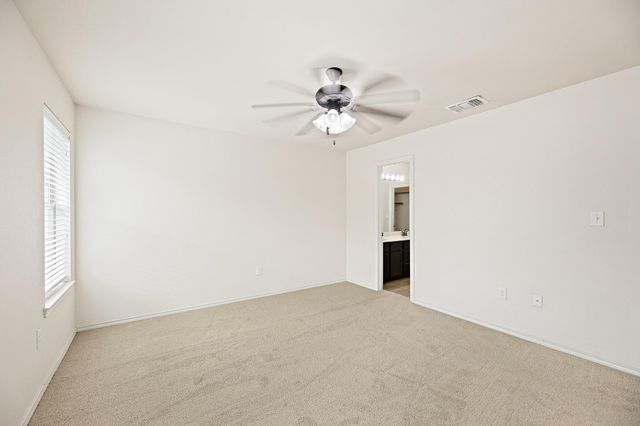 112 Creekside Villa DR, Kyle, TX 78640